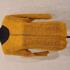 Old Navy mustard sweater, size S